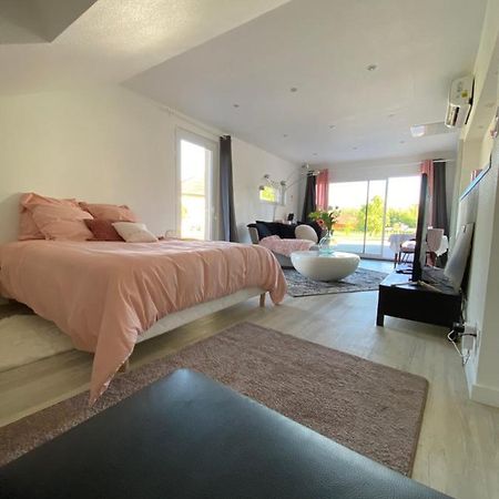 Agreable Chambre D'Hote Calme Avec Piscine Souvans Bagian luar foto