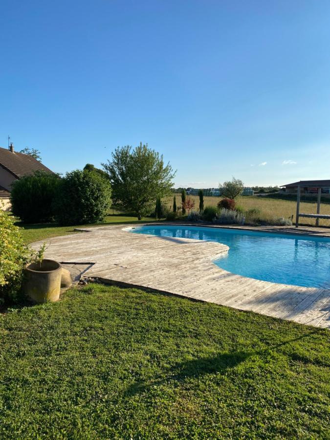 Agreable Chambre D'Hote Calme Avec Piscine Souvans Bagian luar foto